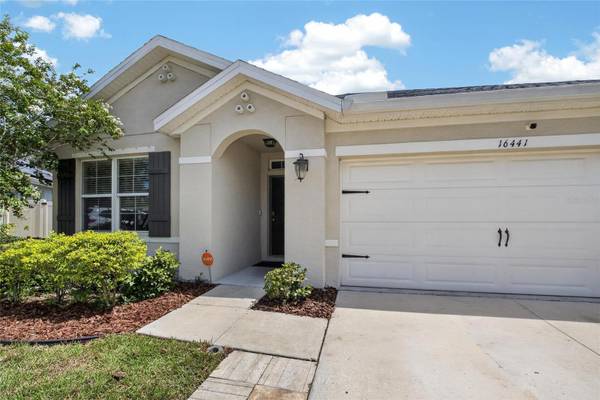 16441 TREASURE POINT DR, Wimauma, FL 33598