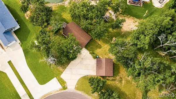 1382 Osage RD, Cuba, MO 65453