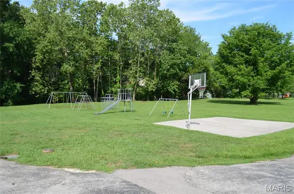 4420 & 4424 S Shore DR, Catawissa, MO 63015