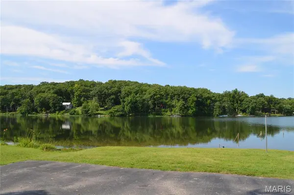 4284 & 4288 S Shore DR, Catawissa, MO 63015