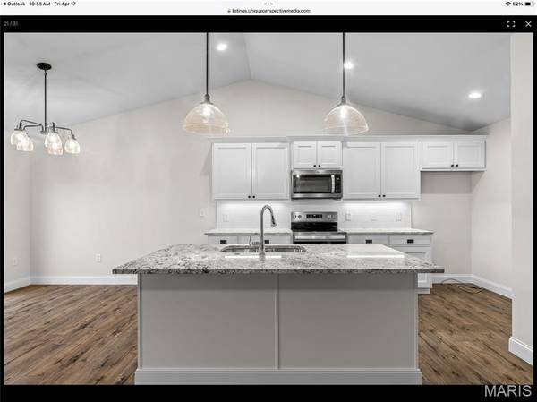 1653 Flagstaff DR, Festus, MO 63028