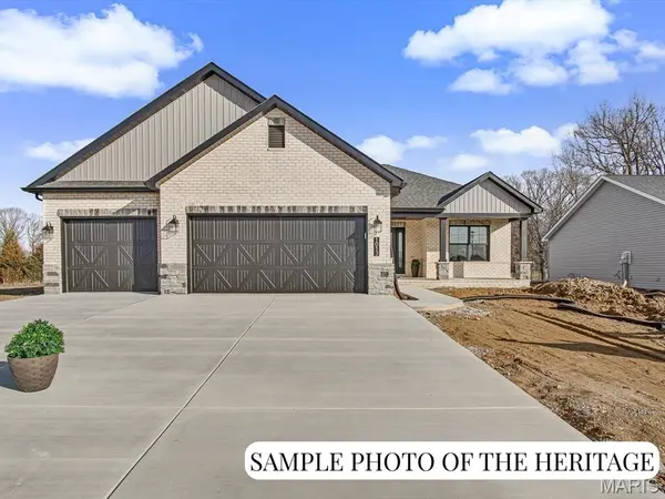 1017 Waymaker LN, Waterloo, IL 62298
