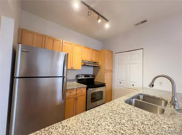 2320 Rutger ST #20D, St Louis, MO 63104