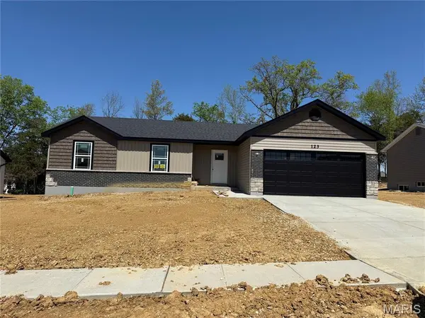 28725 Woodland Heights DR, Warrenton, MO 63383