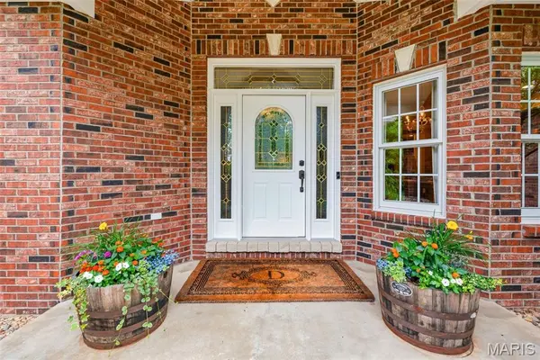 4325 Hueffmeier RD, Defiance, MO 63341