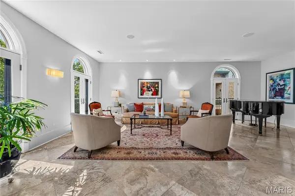 60 Brighton WAY #3S, Clayton, MO 63105