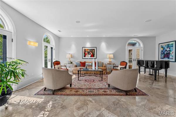 60 Brighton WAY #3S, Clayton, MO 63105