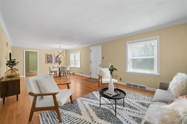 3721 Clifton AVE, St Louis, MO 63109