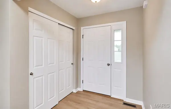 10 Sugarberry CT, Troy, MO 63379