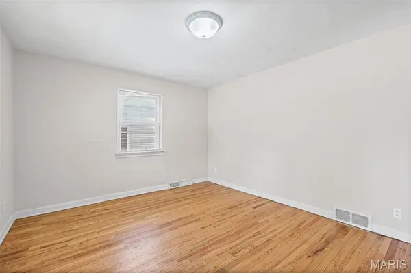 5625 Curry AVE, St Louis, MO 63136