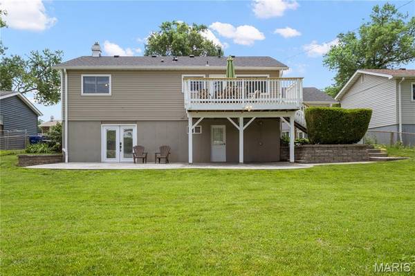 407 Palermo DR, Ballwin, MO 63021
