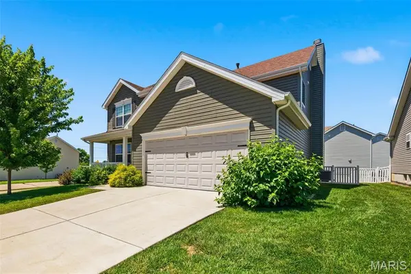 211 Pearl Vista DR, O'fallon, MO 63366