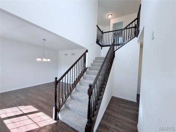 425 Dusty Brook DR, O'fallon, MO 63366