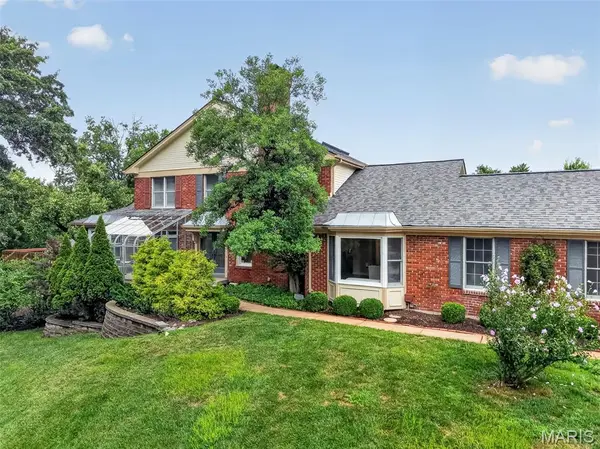 330 Morristown CT, Chesterfield, MO 63017
