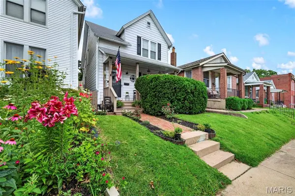 2925 Macklind Avenue, St Louis, MO 63139
