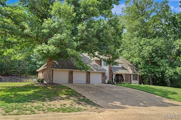 3926 Annwood DR, Cape Girardeau, MO 63701