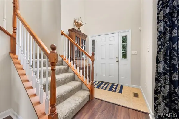 11 Towergate CT, Lake St Louis, MO 63367