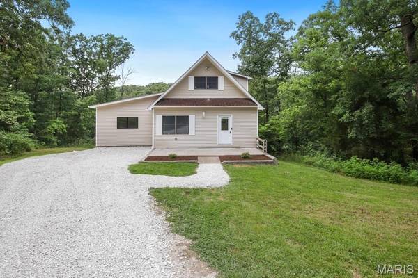 1205 E Stude LN, Bland, MO 65014