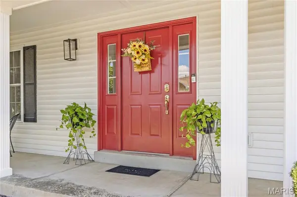 32 Lisa Nicole CT, St Peters, MO 63376