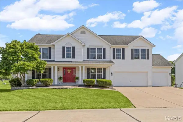 32 Lisa Nicole CT, St Peters, MO 63376