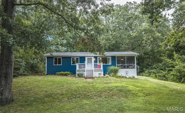 2214 Lakeshore DR, Cuba, MO 65453