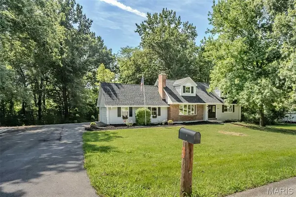 5935 Lafayette DR, Weldon Spring, MO 63304