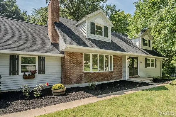 5935 Lafayette DR, Weldon Spring, MO 63304