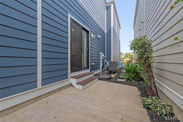 3429 Sublette ST, St Charles, MO 63301