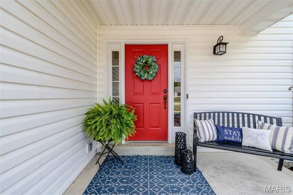 109 Emerald Isle LN, Wentzville, MO 63385