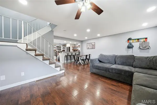 13473 Coliseum DR, Chesterfield, MO 63017