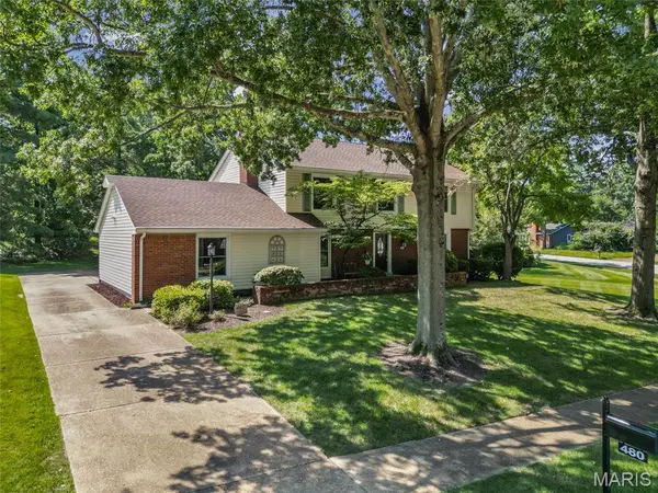 480 Maymont DR, Ballwin, MO 63011