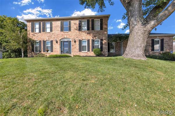 15525 Windsor Ridge CT, Chesterfield, MO 63017