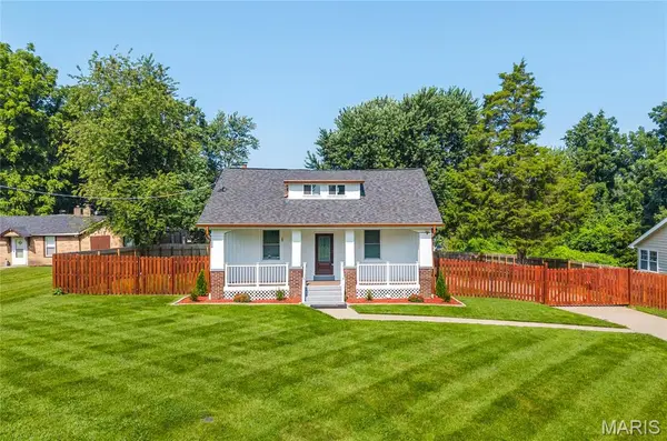 3655 McKibbon RD, St Louis, MO 63114
