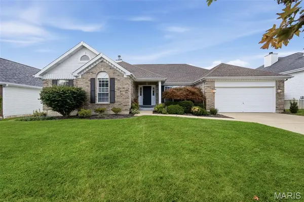 752 Hawk Run DR, O'fallon, MO 63368
