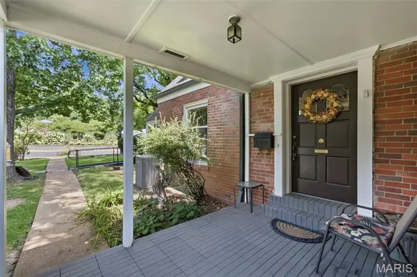 7816 Blackberry AVE, St Louis, MO 63130