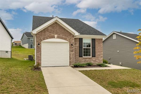 3197 White Pine DR, Imperial, MO 63052
