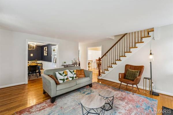 703 Edwin AVE, St Louis, MO 63122