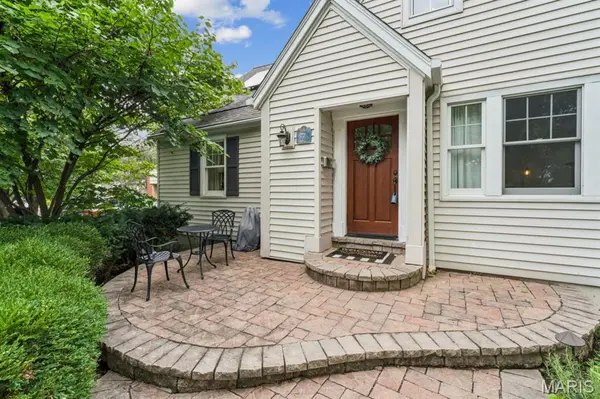 703 Edwin AVE, St Louis, MO 63122