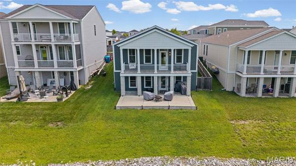 110 Kilderkin PL, St Charles, MO 63301