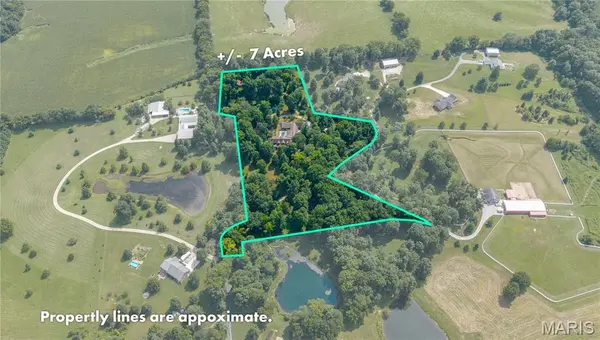 331 Pine Log LN, Jackson, MO 63755