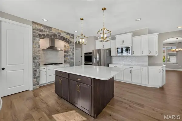 106 Downview DR, O'fallon, MO 63368