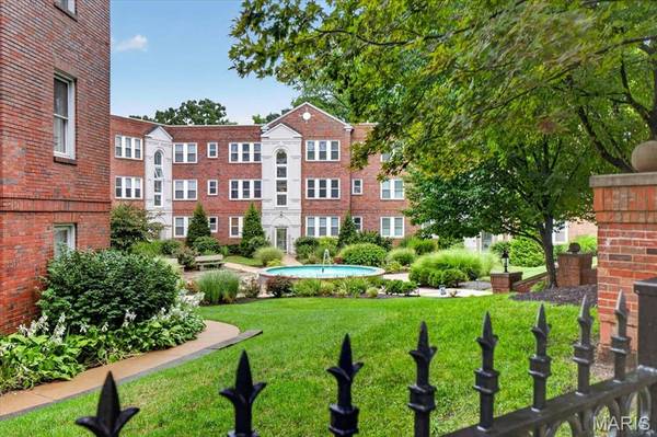 7745 Kingsbury BLVD #12, Clayton, MO 63105