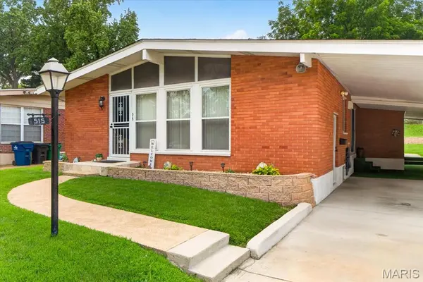 515 Marick DR, Rock Hill, MO 63119