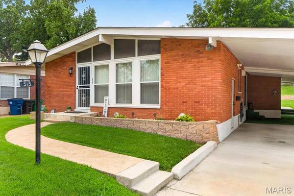 515 Marick DR, Rock Hill, MO 63119
