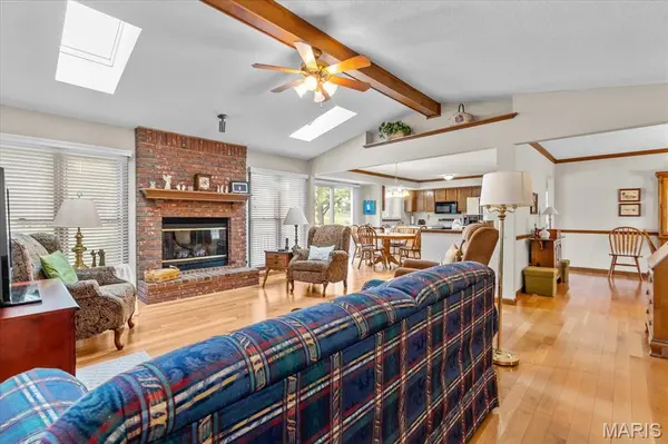 358 Carriage Trail CT, O'fallon, MO 63368