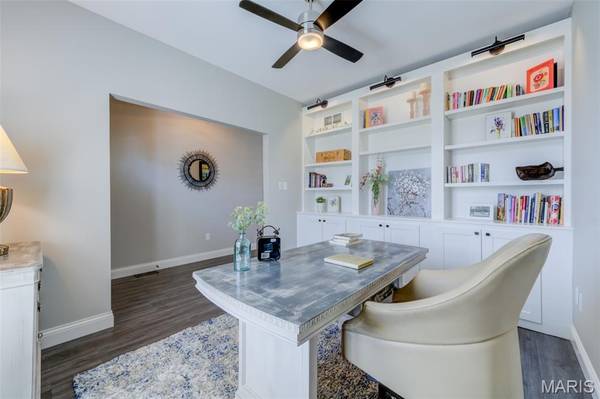 1039 Silo Bend DR, Wentzville, MO 63385