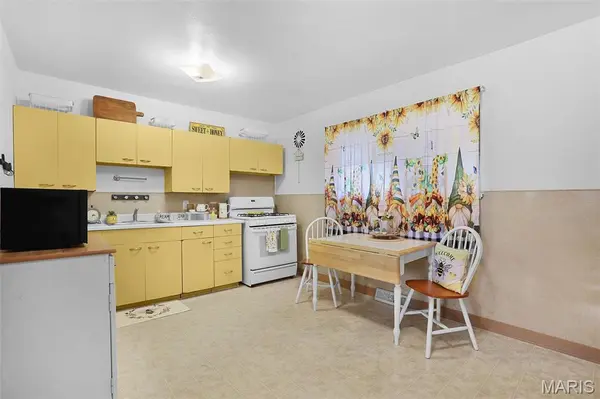 2 Briarcliff DR, Granite City, IL 62040