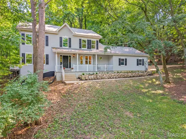 5002 Circle DR, Imperial, MO 63052