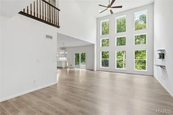 1278 Harvester DR, Chesterfield, MO 63005