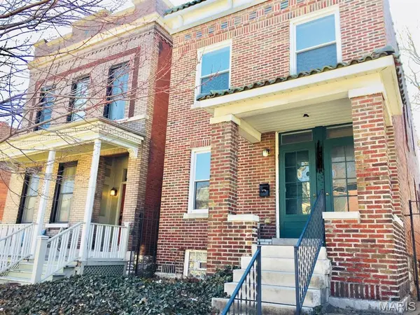 4558 Oakland AVE, St Louis, MO 63110